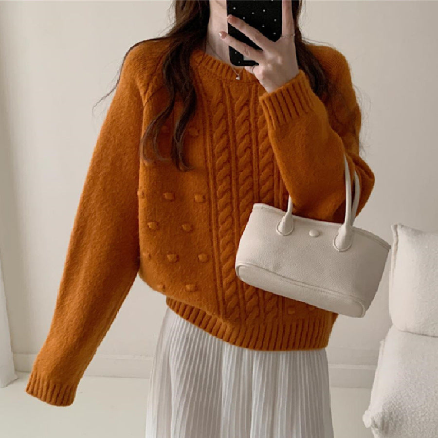 Loose round neck sweater